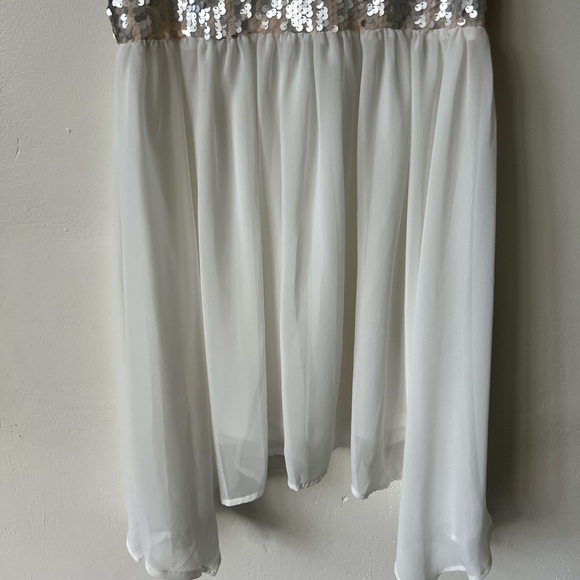 NWT Girls Blush and Silver Sequin Formal Dress Size 12 Blush Brand - Picture 3 of 9